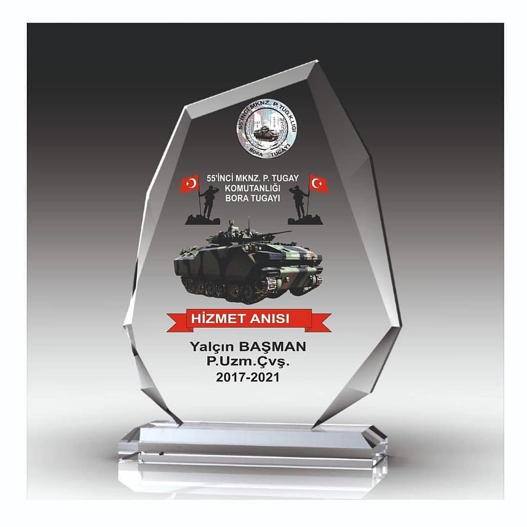 asker-komando-hizmet-anisi-kristal-cam-plaket