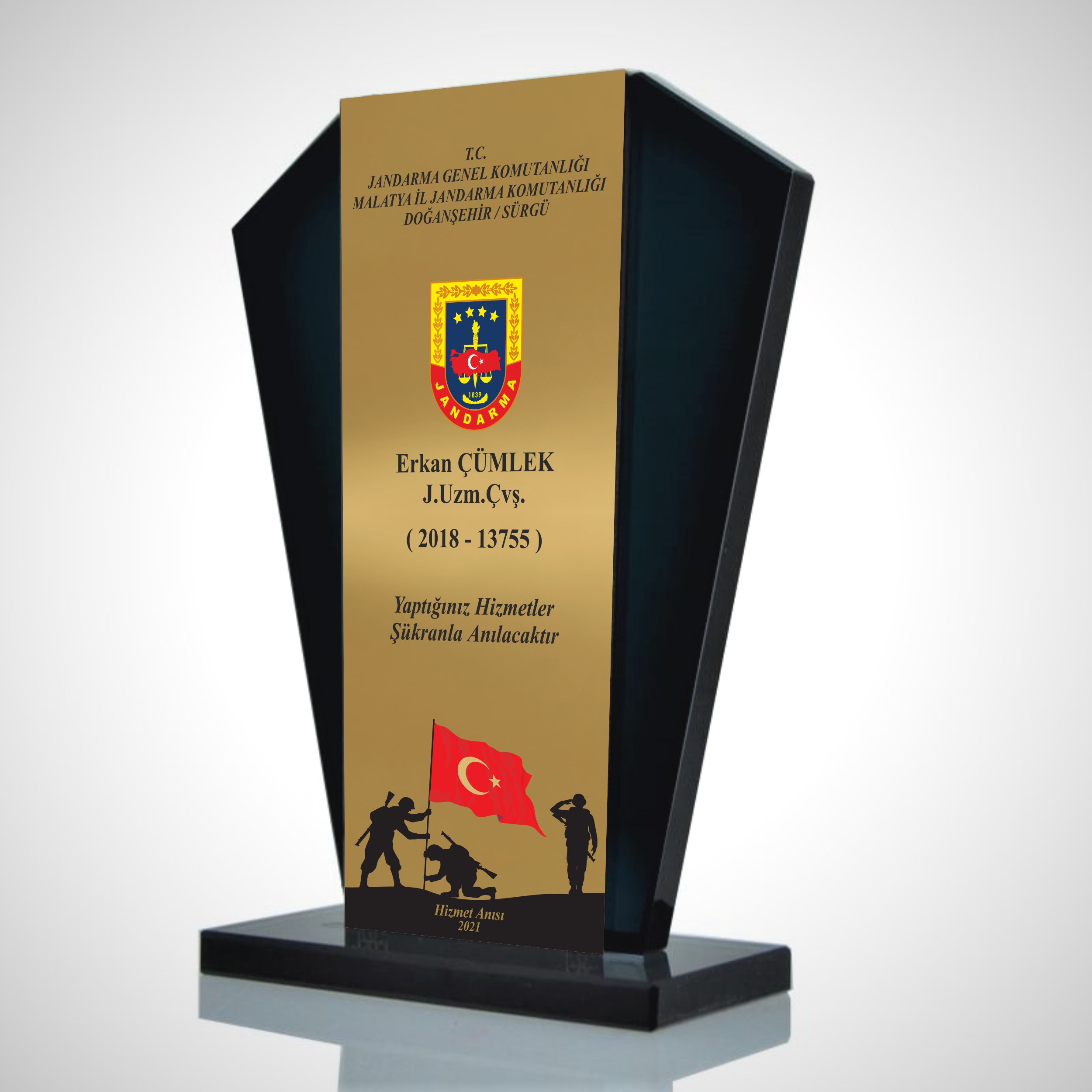 askeri-hizmet-anisi-kristal-cam-silt-plaket-1