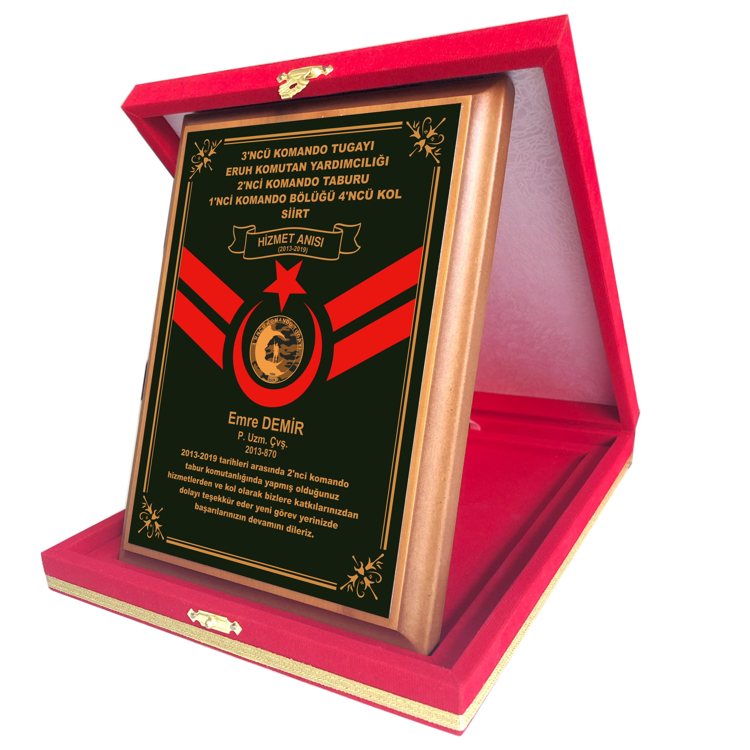 kirmizi-kadife-ahsapli-plaket-002